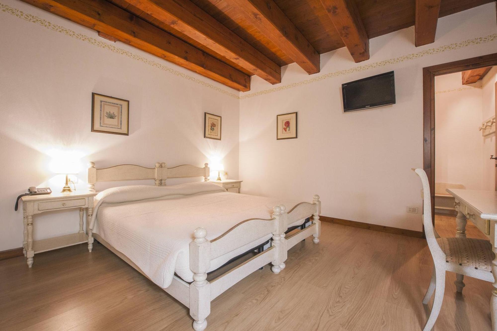 Hotel Villa Corner Della Regina Vedelago  Room photo